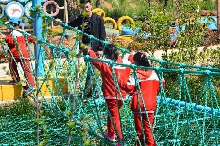 广州航天欢乐世界(广东哪里有火箭航天看)