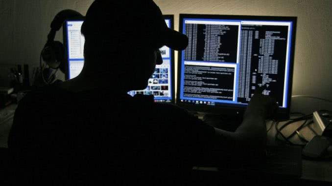 黑客大战(黑客入侵中国)