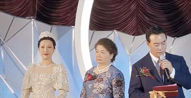 陈佩斯老婆(陈佩斯女儿陈晓思照片)