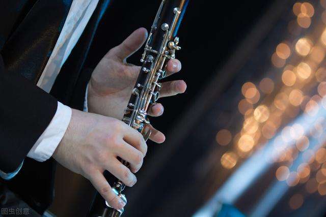 单簧管指法表(单簧管黑管指法口诀)