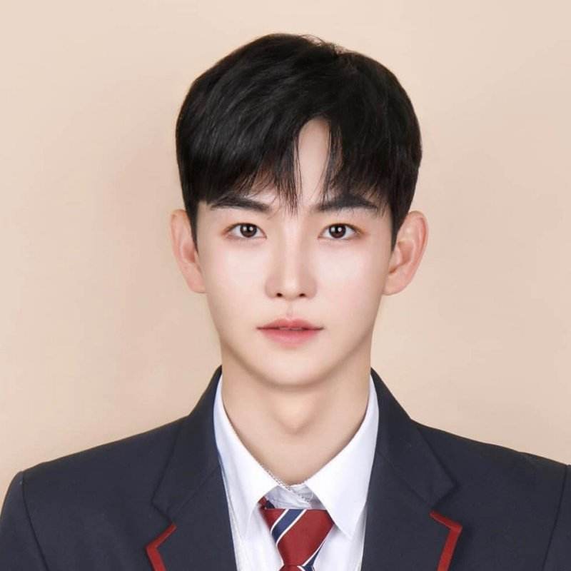 关于少年发型2021最新图片的信息