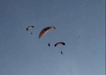 包罗1956年大峡谷空中相碰事务的词条