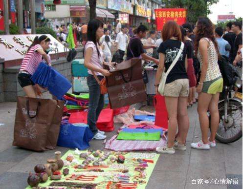 合适过年摆摊的小生意(本年摆摊做什么生意好做) 合适过年摆摊的小生意(本年摆摊做什么生意好做)