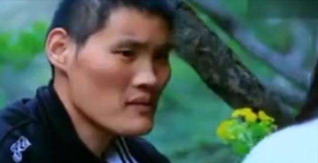 巨人赵亮(3米10的日本巨人)