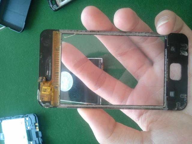 手机跳屏(vivo手机屏幕本身乱跳)